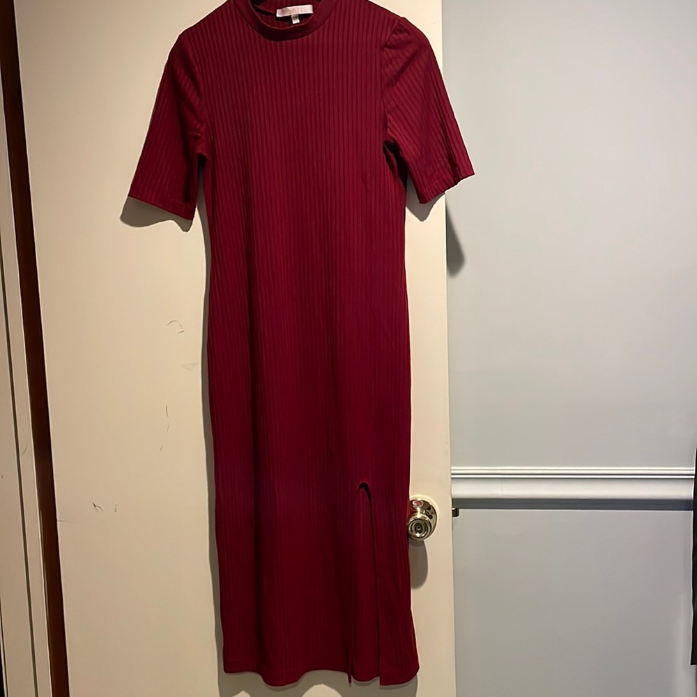 Ribbed knit Maroon column dress